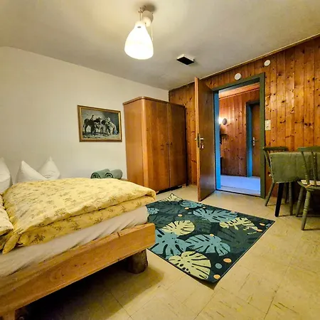 Nattersbergalm ライト・イム・ヴィンクル