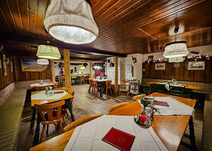Nattersbergalm Farm stay *